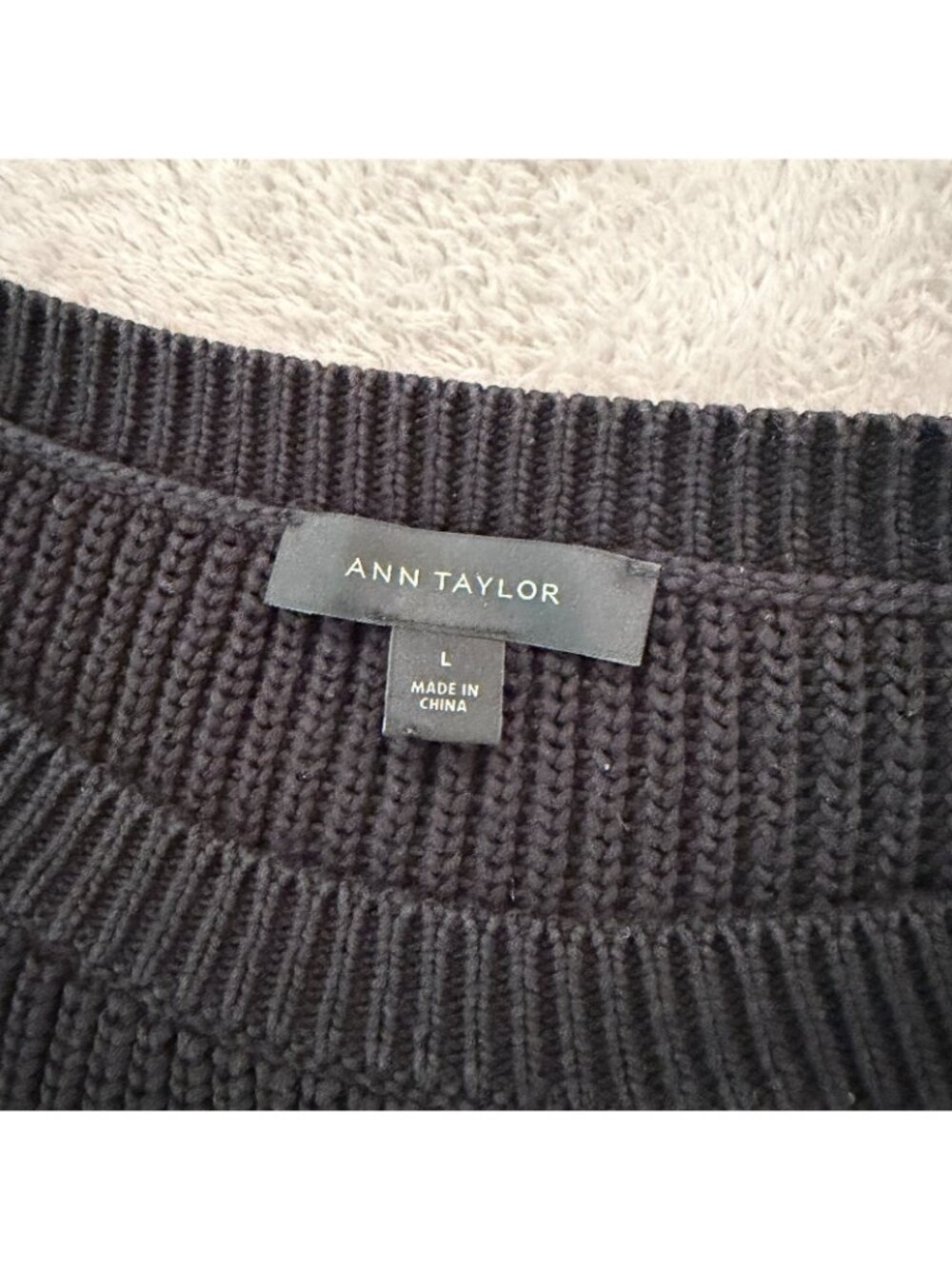 Ann Taylor Black Ribbed Knit Chunky Sweater Womens LARGE Crew Neck - Picture 2 of 5